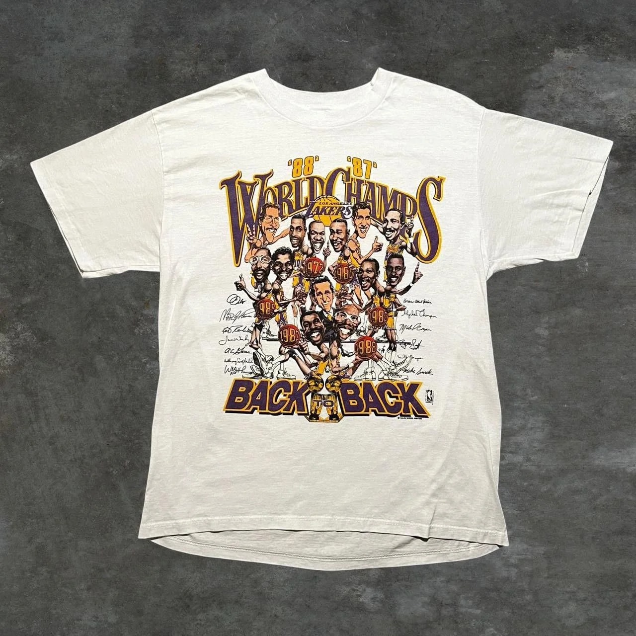 80s Lakers Single Stitch T-Shirt — streetwear — resale