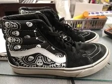 Vans — Vans Off the Wall Sk8-Hi Bandana Skulls Skate Shoes 508731 M8.0 W9.5 — Sneaker — resale