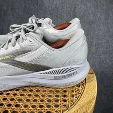 Brooks Adrenaline GTS 24 Shoes 12D US Low Top Running Gym Run 2