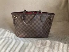 Louis Vuitton — Louis Vuitton Handbags Neverfull Pm — Handbag — resale