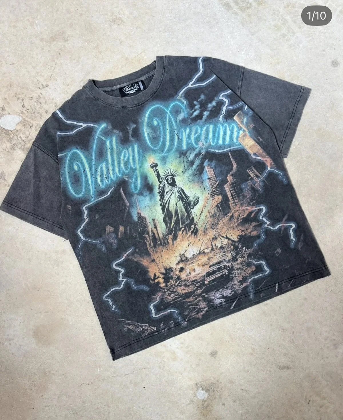 Vale Liberty Tee — streetwear — deal