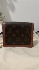 Louis Vuitton Small W/ Chain Strap Clasp 4