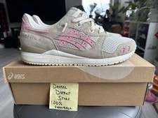 Asics — Asics Gel Lyte III OG Kadomatsu Sakura Crepe - SZ 11.5 - 1201A164-200 — Sneaker — resale