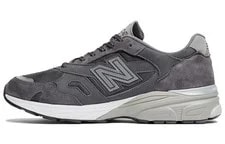 New Balance — New Balance 920 Made in England 2022 - M920CHR — Sneaker — resale