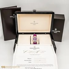 NEW Patek Philippe Nautilus 7010R-013 Rose Gold Diamond Bezel Violet 3