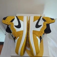 Air Jordan 1 Retro High OG DZ5485701 4
