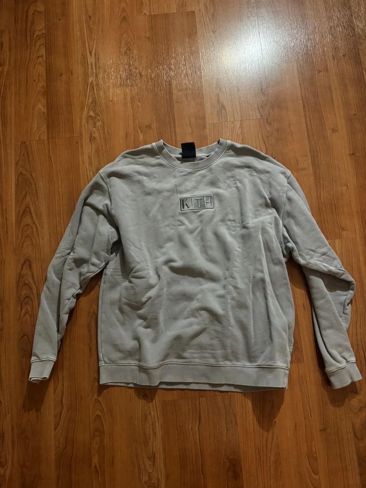 KITH — Kith Box Logo Crewneck Size XL — streetwear — resale