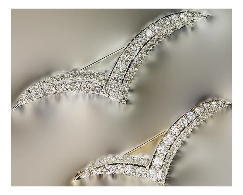 Late 20th Century Pair of 18k Double Seagull brooches — Jewelry — resale