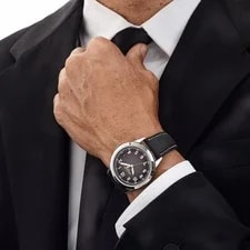 Patek Philippe Calatrava 5226G-001 White Gold Charcoal Dial Date (2026) 3