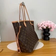 Louis Vuitton Authentic Neverfull Medium-sized Satchel 3