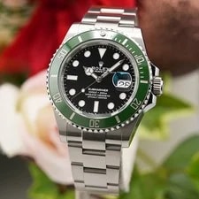 Rolex Submariner Date 126610LV Warranty 2023 Box/Paper 3