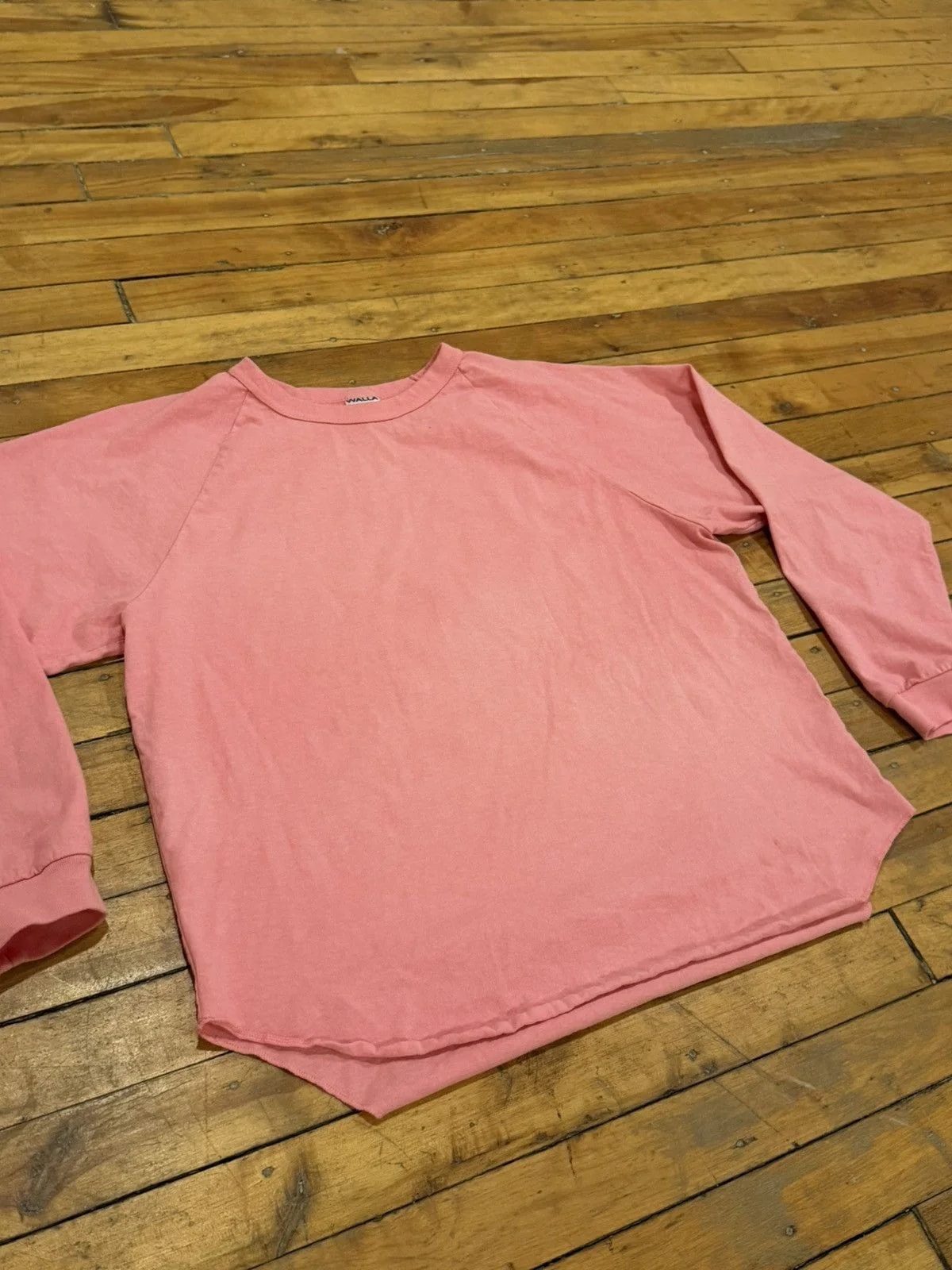 Walla Japanese Raglan Long Sleeve Light — streetwear — resale