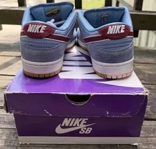 Size 9.5 - Nike SB Dunk Low “Philadelphia Phillies” 4