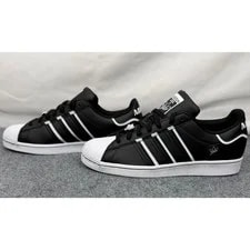 Adidas — Adidas Superstar Cloud Graphic Shell Toe 12 — Sneaker — resale