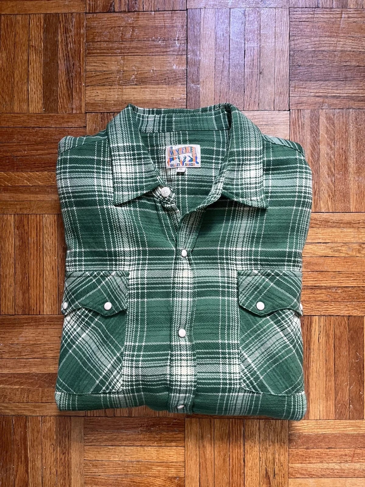 Pearlsnap Flannel — streetwear — resale