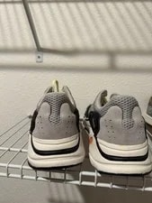 Yeezy Wave 4