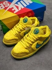 Nike SB — Nike SB Dunk Lok Grateful Dead“ Bear CJ5378-700 ’s Shoes — Sneaker — resale