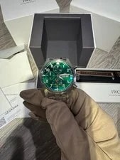 IWC Pilot Chronograph Green 41mm - IW388103 Perfect 2