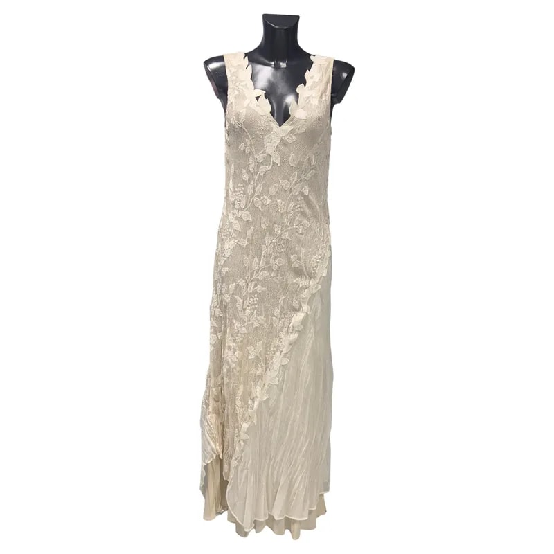 La Perla — La Perla Abito Lungo in Tulle Ricamato Con Applicazioni Floreali Fine Anni 90 — Designer Shoe — resale