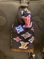 Louis Vuitton Neverfull Inside Out Chain Scarf 4