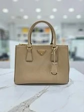 Prada Medium 1BA863 138432668 2