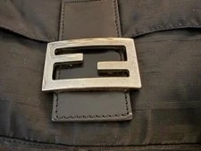 Fendi Baguette With -Tone Buckle 3