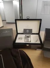Patek Philippe Nautilus Ref. 5990/1400G-001 • Full Set • Dated 08/23 2