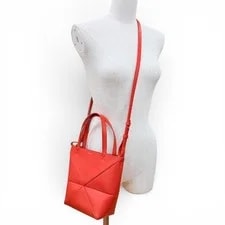 Good Condition Loewe A657V25X01 Puzzle Fold Mini Shiny 2WAY Should 3