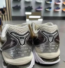 US 9.5 Asics Gel-Kayano 14 Metallic 1201A019-108 2