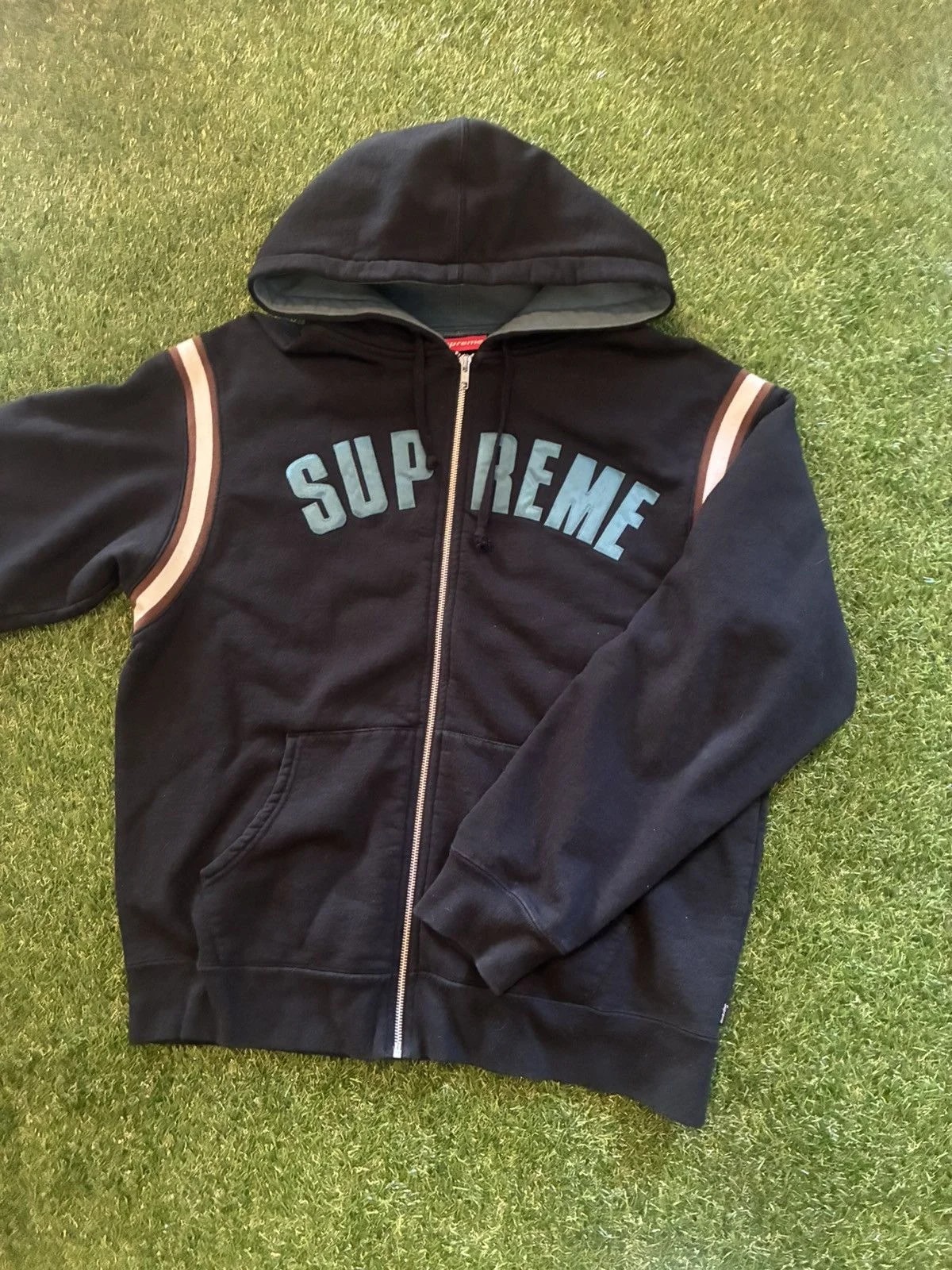 Supreme — Supreme Sleeve Zip Up Hooded Sweatshirt — streetwear — resale