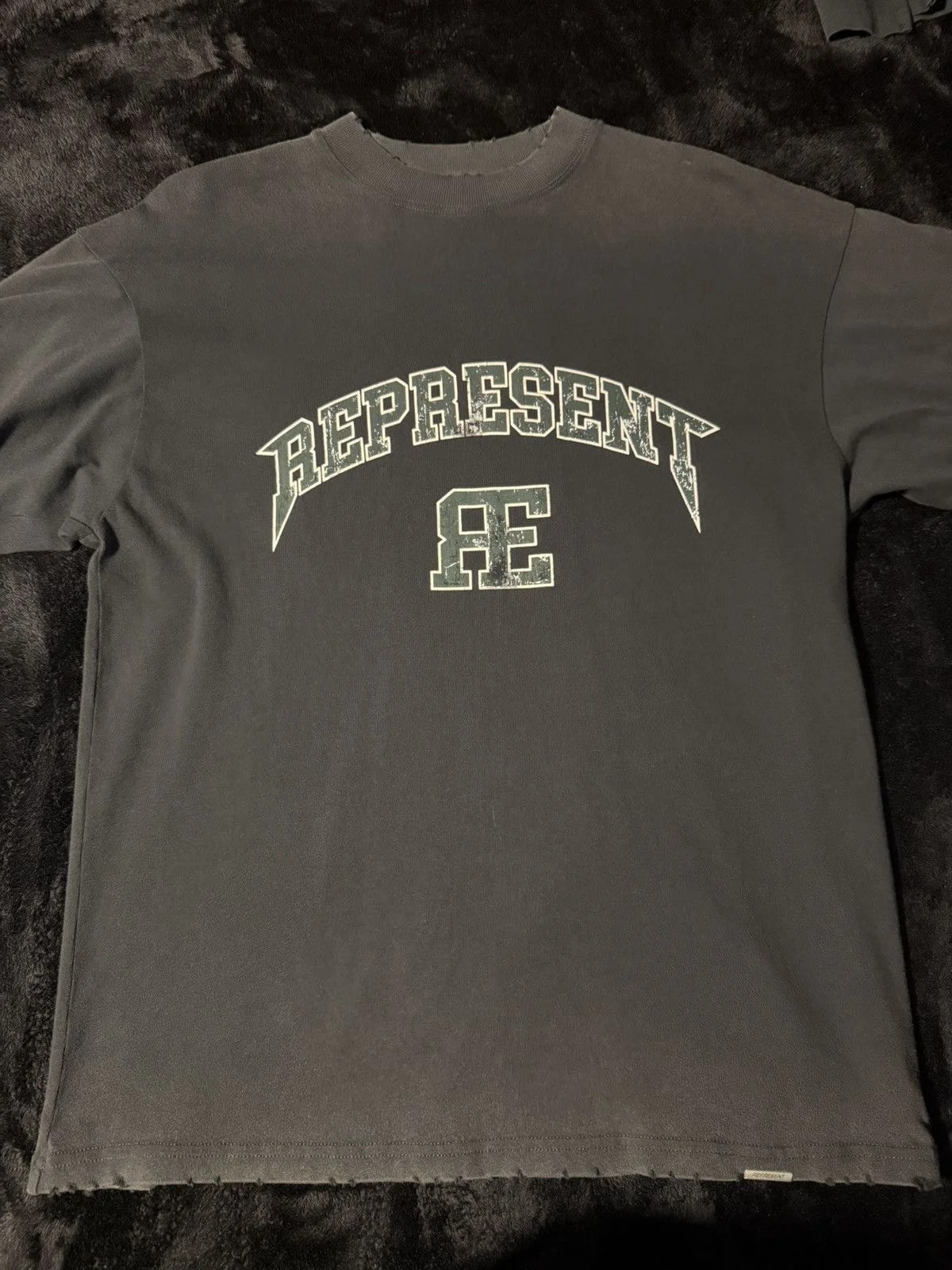 Varsity Logo T-shirt — streetwear — resale