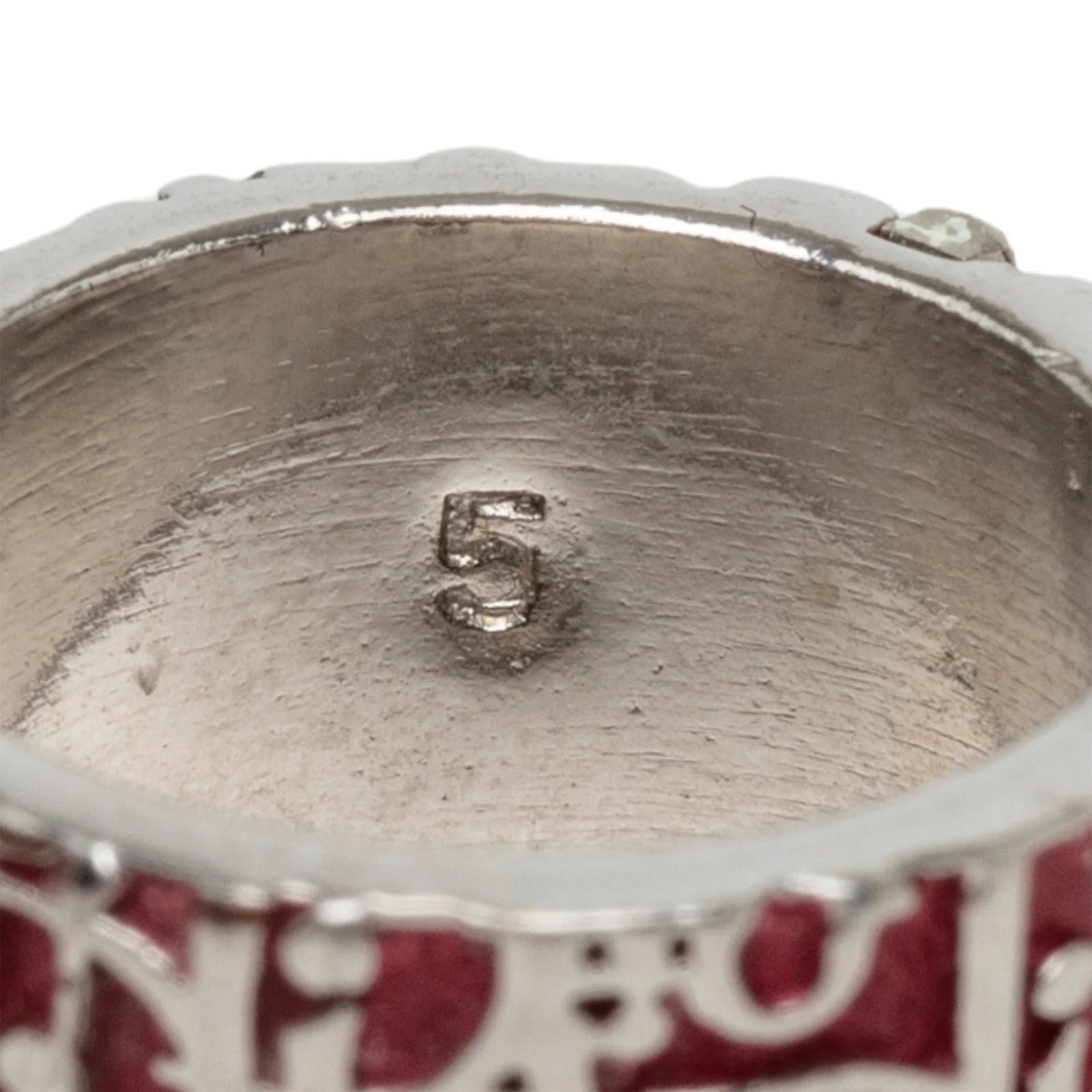 Trotter and Enamel Band 4