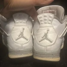 Air Jordan 4 Retro Oreos 4