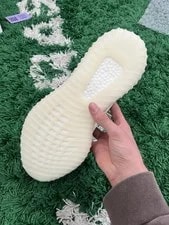 Yeezy 350 V2 Size 12.5M | Ships Fast 4