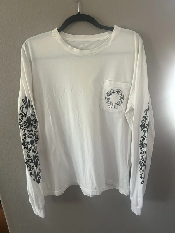 Chrome Hearts — Hearts Horshoe Long Sleeve T Shirt — streetwear — resale
