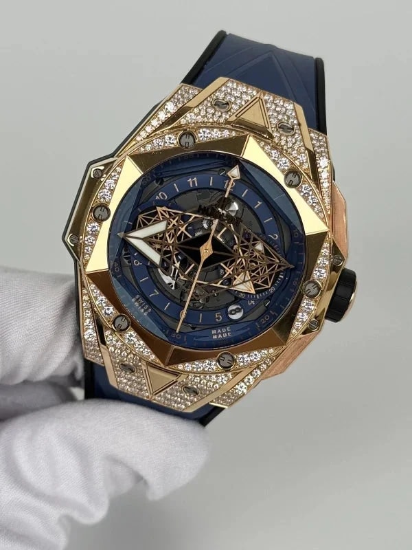Hublot Big Bang Sang Bleu II 18K Rose Gold Blue Pavé 4