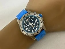 Breitling Endurance Pro 44 E82310 S Quartz A5313 3