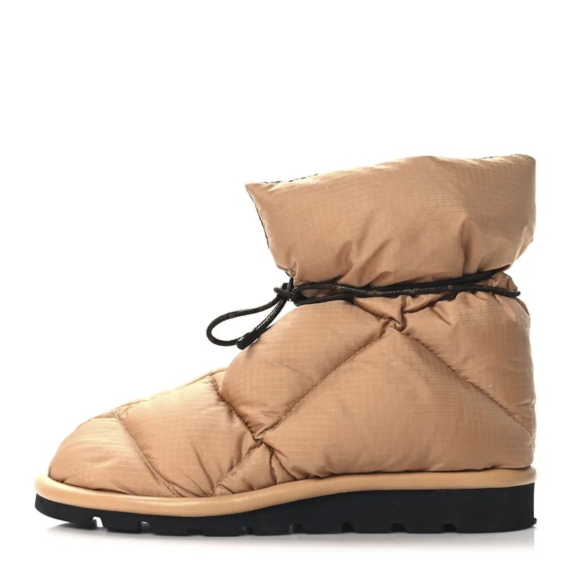 Louis Vuitton — Pillow Comfort Ankle 39 — decorative_object — resale
