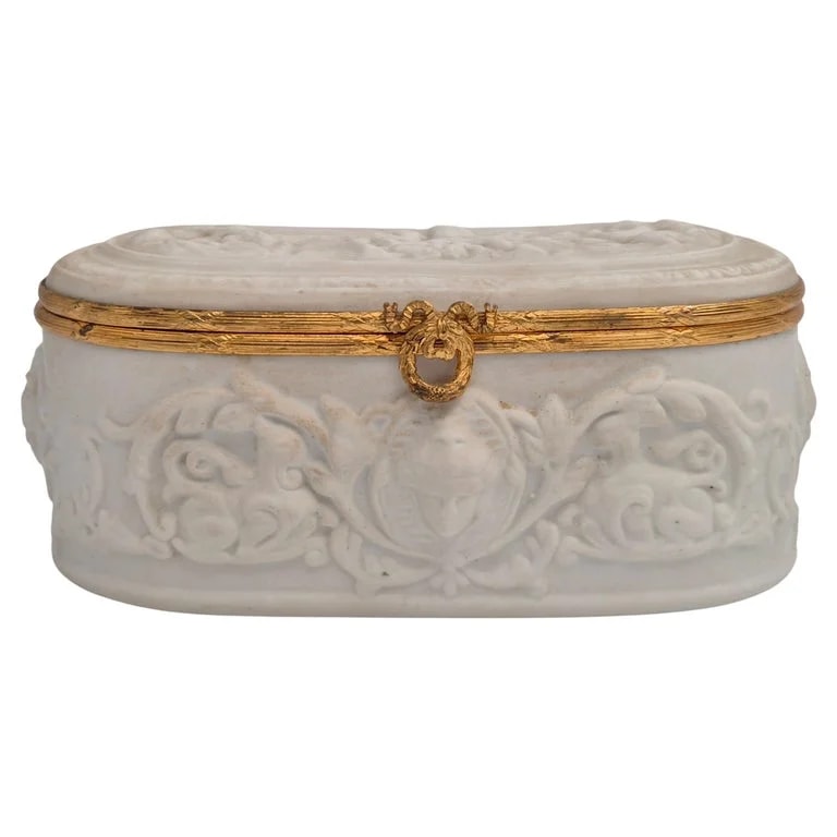 Limoges — Limoges Bisque Trinket Box With Neo-Classical Relief With Cherubs. — Accessory — resale