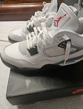 Air Jordan — Air Jordan 4 Size 13 Retro — Sneaker — resale