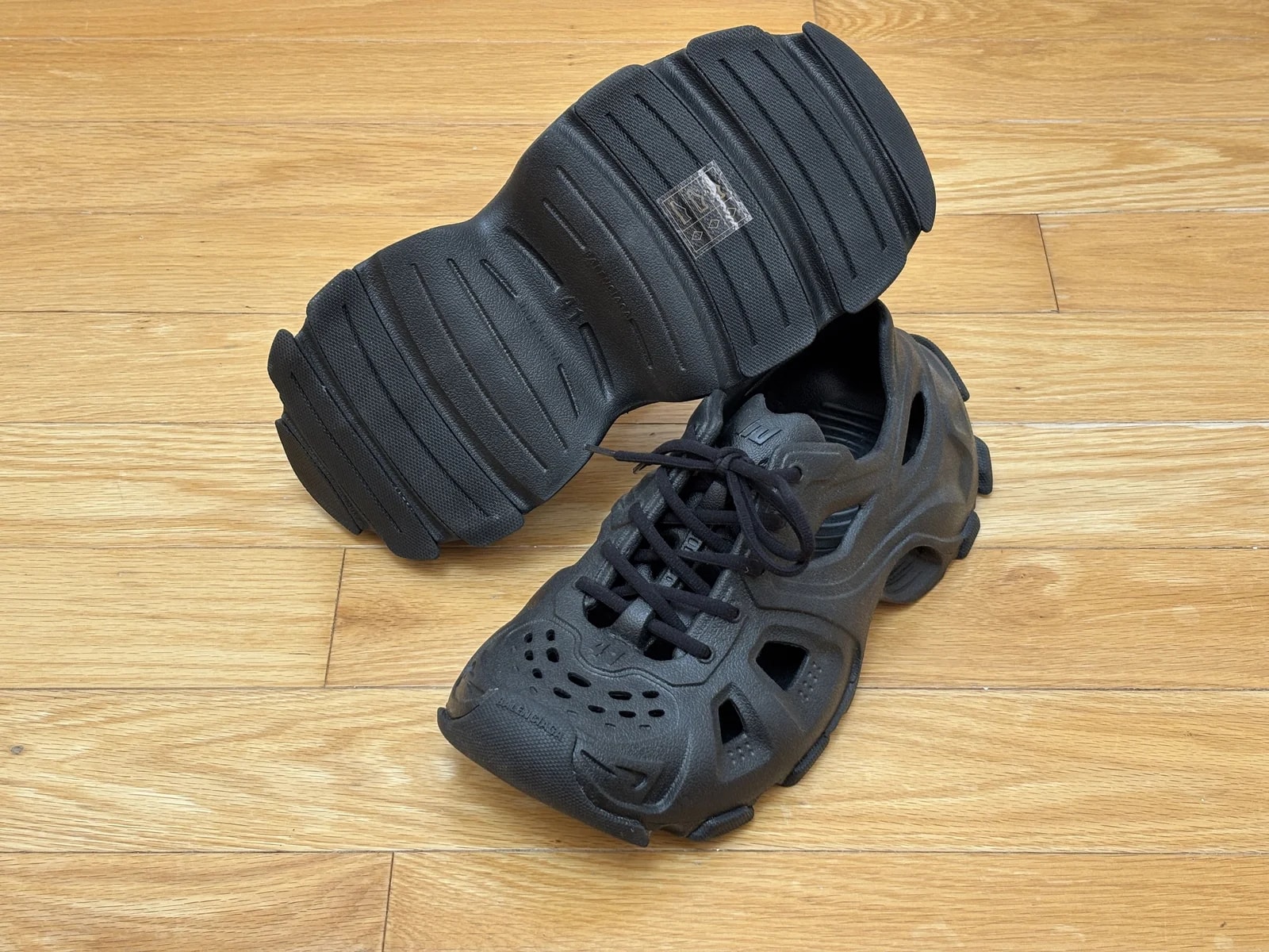 Balenciaga — NEW Balenciaga HD US8.5 (EU41) — Sneaker — resale