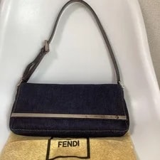 Fendi — Fendi Mamma Baguette Metal Logo Plate — Handbag — resale