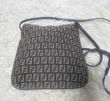 Fendi Bucket Mamma Pattern Hardware 4
