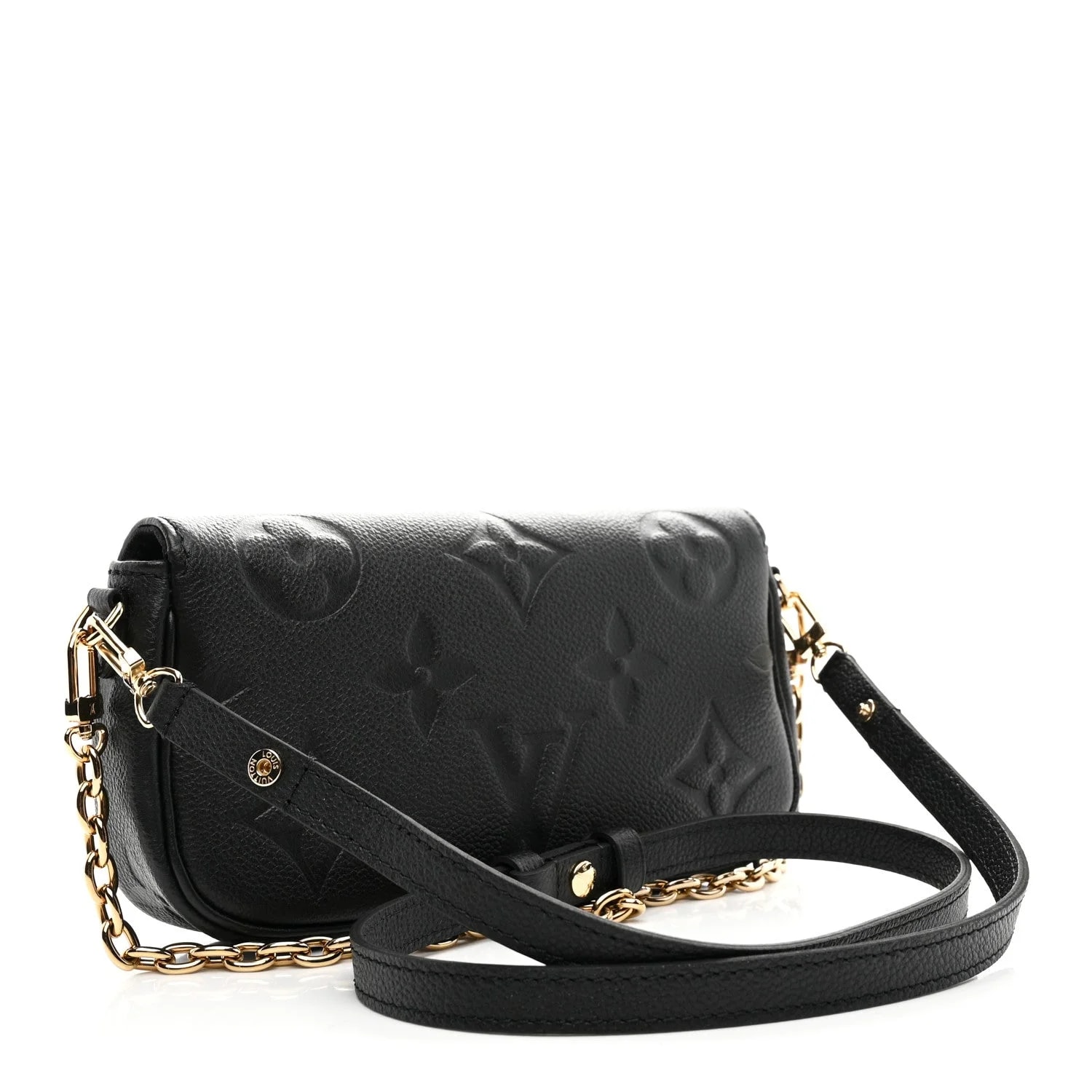 Giant Ivy Wallet on Chain 3