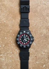 Tag Heuer — NEW TAG Heuer 383.513 Midsize Formula 1 Series Quartz Black Red BS0081 — Watch — resale