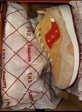 Size 8- Saucony 6000 4