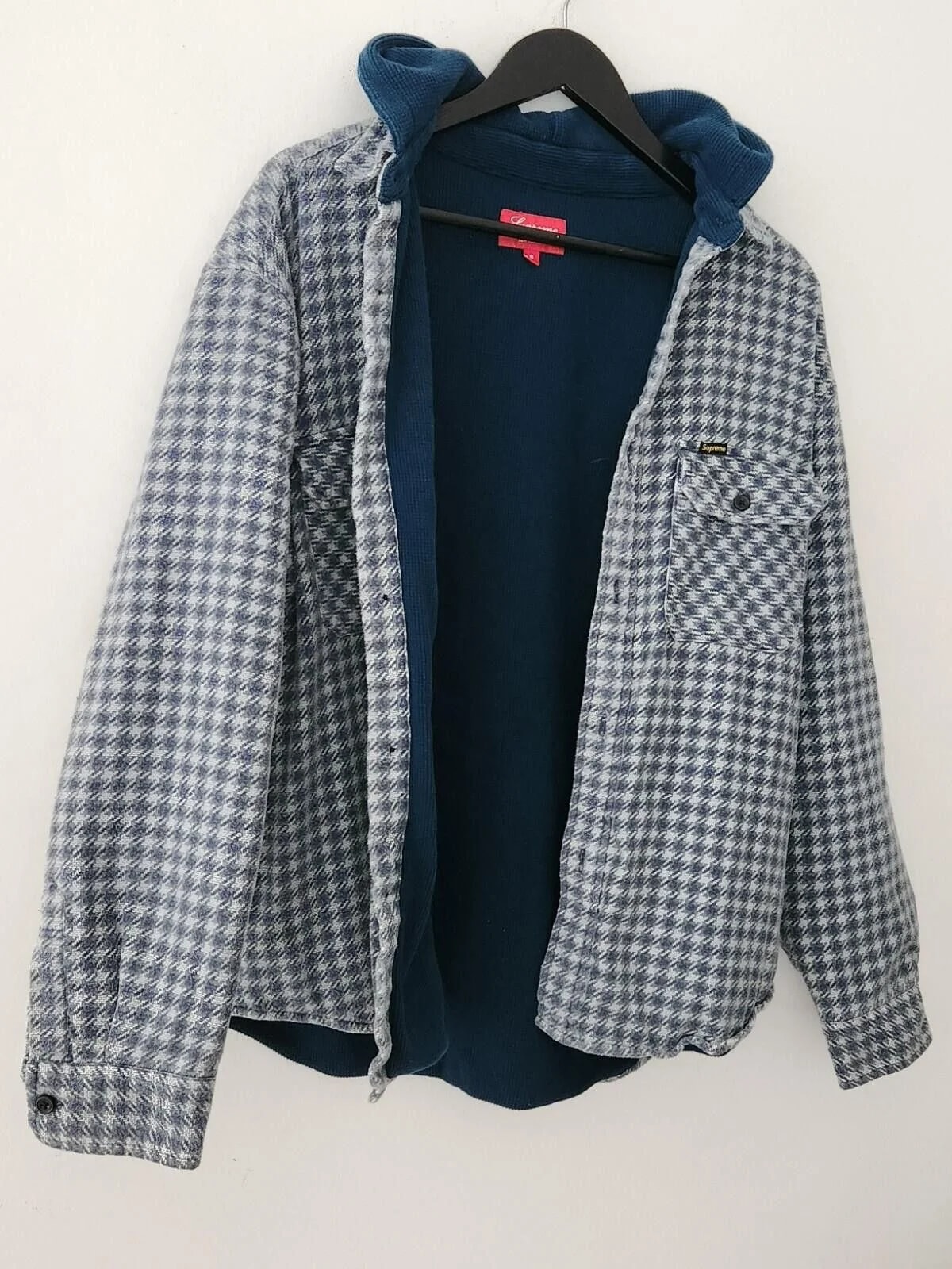 Supreme — Supreme Houndstooth Flannel Hooded Shirt S — streetwear — resale