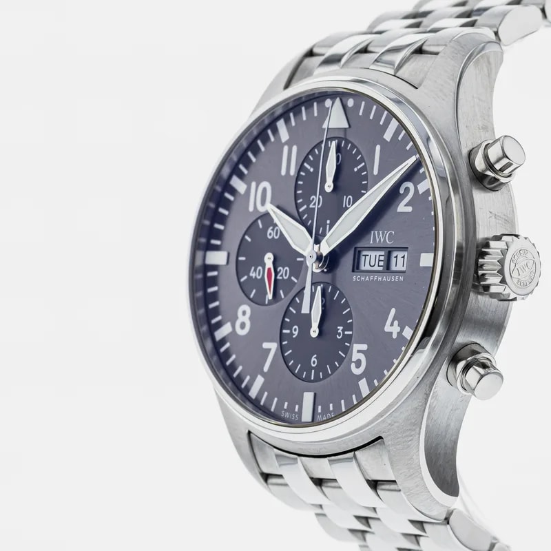 IWC Pilot Spitfire Chronograph IW3777-19 2