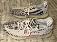 Yeezy Boost 350 V2 / Low Top Lace-Up 4