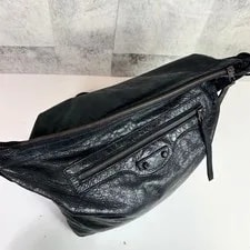 Balenciaga the Day Crossbody Color 4